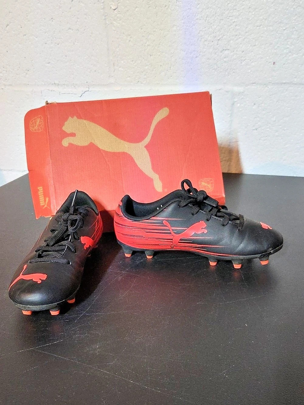 Puma Attacanto II FG/AG Jr Soccer Cleats Black & Red US 2